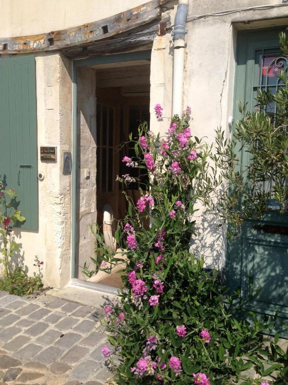 Le Corps De Garde Bed and Breakfast Saint-Martin-de-Ré Eksteriør billede
